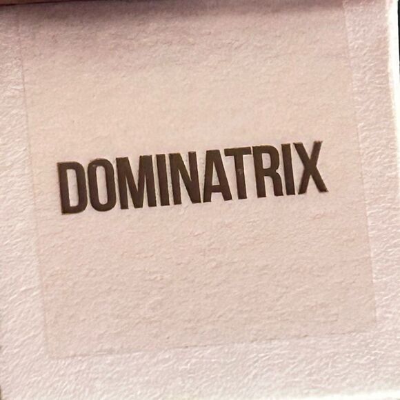 Jeffree Star VELVET TRAP lipstick in “Dominatrix” is sold out in stores! NIB. - Picture 3 of 7